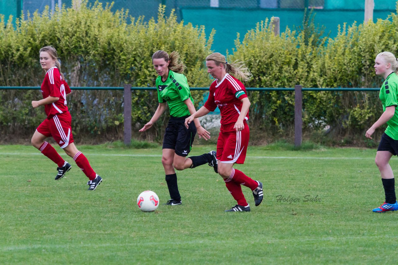 Bild 150 - Frauen SG Schmalfeld/Weddelbrook - Ratzeburger SV : Ergebnis: 1:7